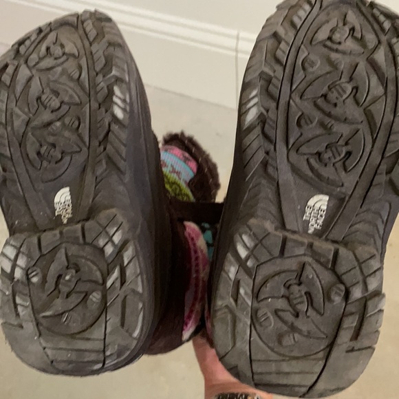 NorthFace brown winter boots - Picture 6 of 6